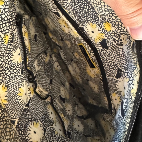 Vera Bradley Handbag - Black - GUC - Picture 2 of 3